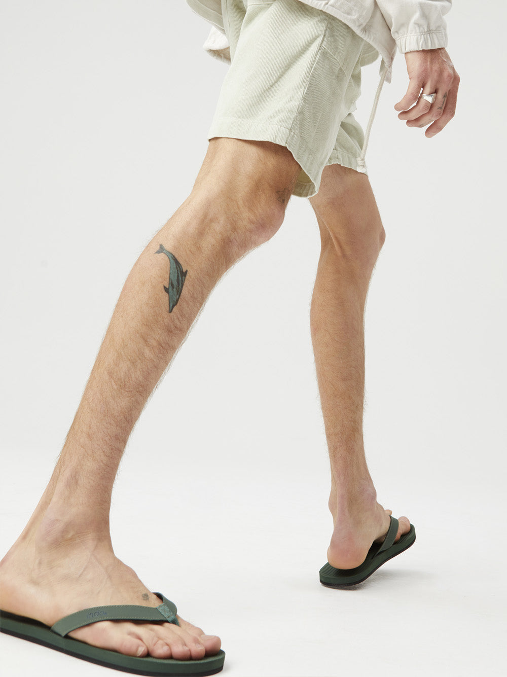 Mens ESSNTLS Thongs  Full - Leaf