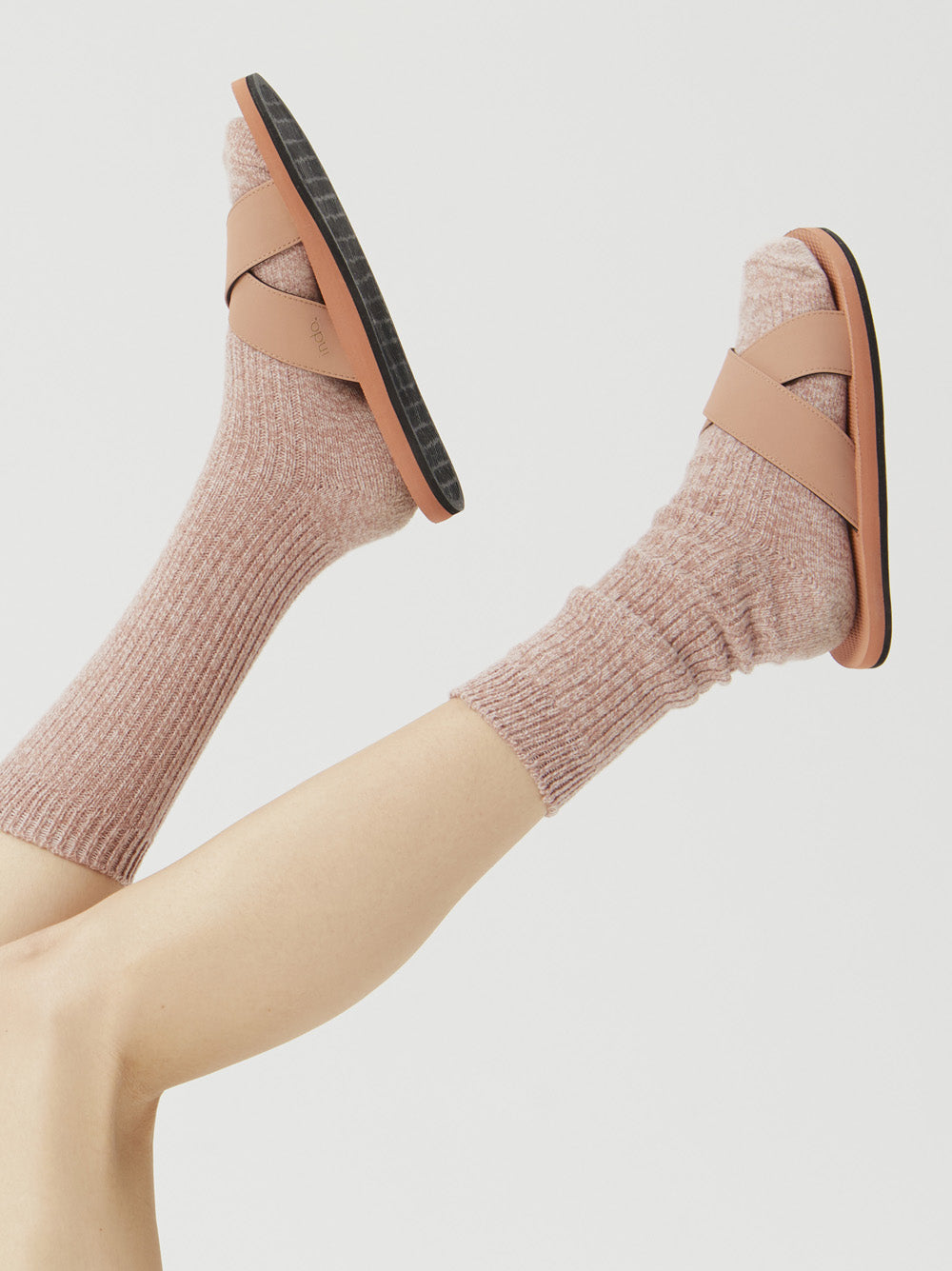 Womens ESSNTLS Cross - Rust